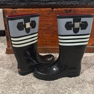 Heavy duty Tommy Hilfiger rain boots size 11